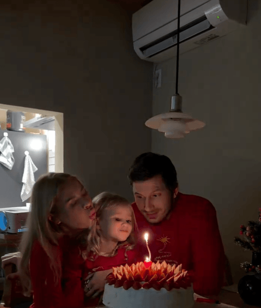 Джо и Хелен иностранцы в Украине